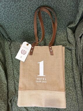 Hotel South Beach Number 1 Apolis Tote Bag with Brown Straps